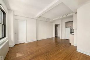 457 W 57th St, New York City, NY 10019 - Photo 6