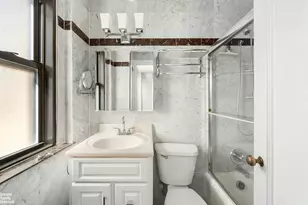 457 W 57th St, New York City, NY 10019 - Photo 8