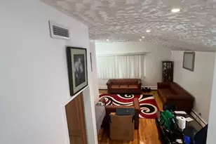 10567 Flatlands 7th St, New York City, NY 11236 - Photo 4