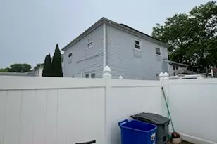 10567 Flatlands 7th St, New York City, NY 11236 - Photo 12