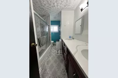 10561 Flatlands 7th Street, New York City, NY 11236 - Photo 8