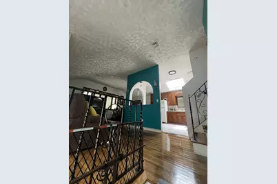 10561 Flatlands 7th Street, New York City, NY 11236 - Photo 4