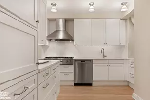 3 E 71st St, New York City, NY 10021 - Photo 8