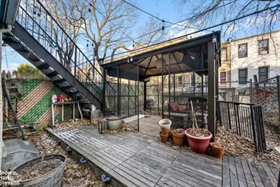 319 Mac Donough Street, New York City, NY 11233 - Photo 18