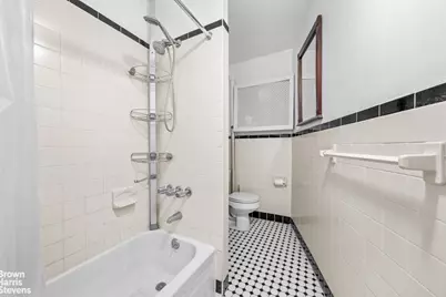 319 Mac Donough Street, New York City, NY 11233 - Photo 14