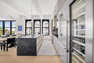 30 Main St, New York City, NY 11201 - Photo 10