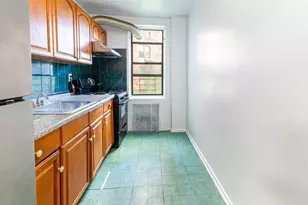 10025 Queens Blvd, New York City, NY 11375 - Photo 4