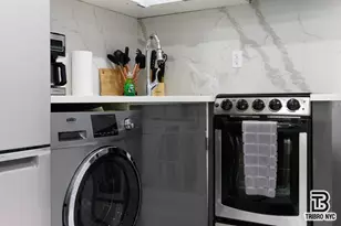 450 E 78th St, New York City, NY 10075 - Photo 4