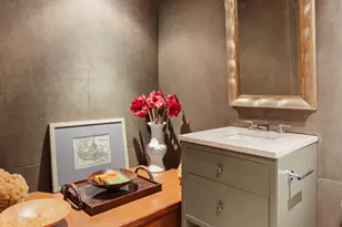 200 E 66th St, New York City, NY 10065 - Photo 18