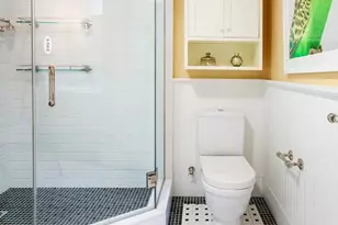 2 Beekman Pl, New York City, NY 10022 - Photo 10