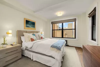 230 Central Park W #8E, New York City, NY 10024 - Photo 10