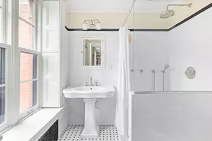 29 Garden Pl, New York City, NY 11201 - Photo 12