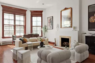 116 W 74th St, New York City, NY 10023 - Photo 2