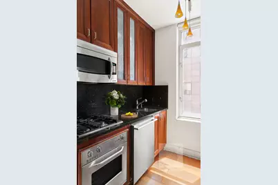 145 E 48th Street #24F, New York City, NY 10017 - Photo 4