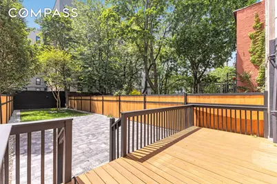 1050 Sterling Place, New York City, NY 11213 - Photo 14