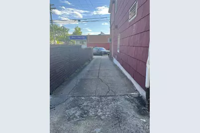 1409 E 92nd Street, New York City, NY 11236 - Photo 4