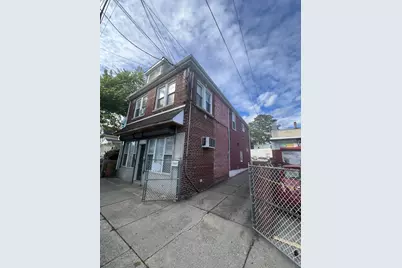 1409 E 92nd Street, New York City, NY 11236 - Photo 2