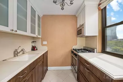 225 E 36th Street #7L, New York City, NY 10016 - Photo 4