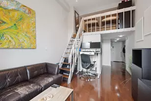 215 E 24th St, New York City, NY 10010 - Photo 4