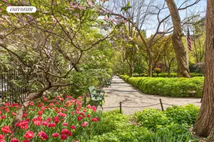 22 Gramercy Pk S, New York City, NY 10003 - Photo 18