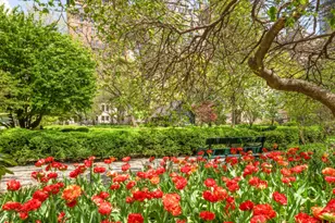 22 Gramercy Pk S, New York City, NY 10003 - Photo 20