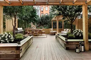 245 W 24th St, New York, NY 10011 - Photo 2