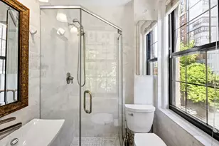 444 E 57th St, New York City, NY 10022 - Photo 8