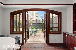 2 E 80th St, New York City, NY 10021 - Photo 2