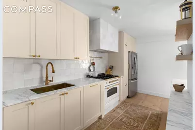135 E 83rd Street #8/9C, New York City, NY 10028 - Photo 4