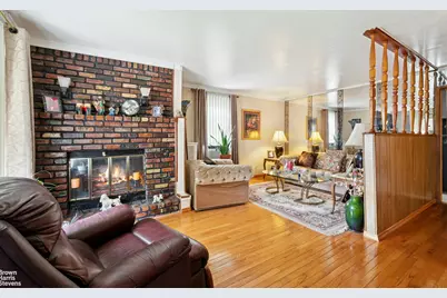 166-18 120th Avenue, New York City, NY 11434 - Photo 4