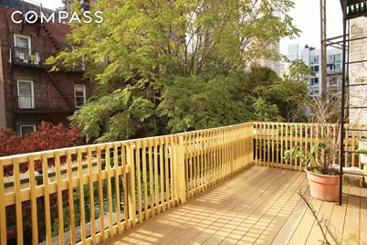 442 W 44th Street, New York City, NY 10036 - Photo 8