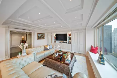 160 Central Park S #3401, New York City, NY 10019 - Photo 10