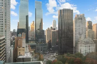 160 Central Park S #3401, New York City, NY 10019 - Photo 16