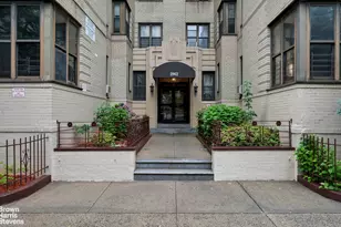 2962 Decatur Ave, New York City, NY 10458 - Photo 12