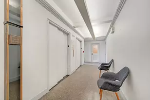 115 E 61st St, New York City, NY 10065 - Photo 8