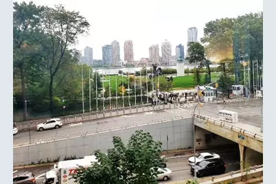 845 United Nations Plaza #5D, New York City, NY 10017 - Photo 2