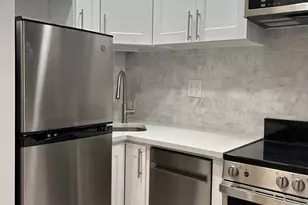 407 E 87th St, New York City, NY 10128 - Photo 4