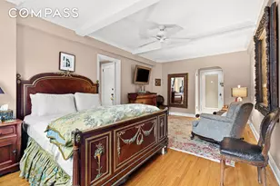 339 E 58th St, New York City, NY 10022 - Photo 2