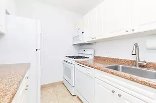 345 E 80th St, New York City, NY 10075 - Photo 4