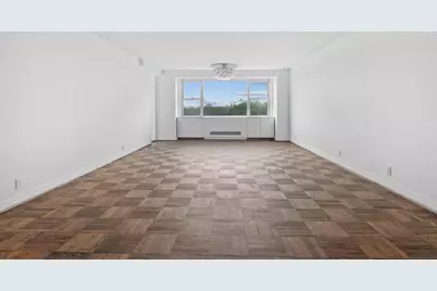 24 Central Park S #11W, New York City, NY 10019 - Photo 2