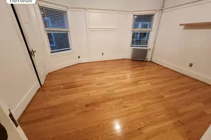 1023 Beverley Rd, New York City, NY 11218 - Photo 10