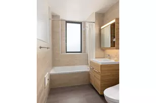 321 W 110th St, New York City, NY 10026 - Photo 12