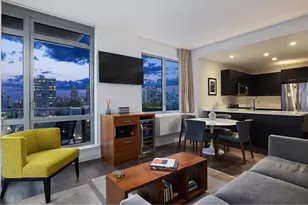 321 W 110th St, New York City, NY 10026 - Photo 8