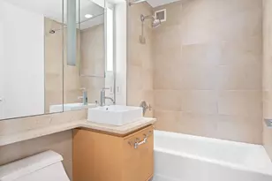 306 Gold St, New York City, NY 11201 - Photo 8