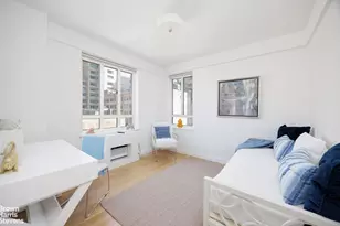 30 E 62nd St, New York City, NY 10065 - Photo 6