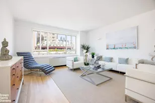 30 E 62nd St, New York City, NY 10065 - Photo 2