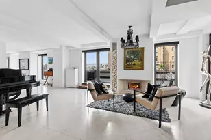 27 W 72nd St, New York City, NY 10023 - Photo 2