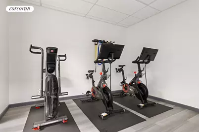 625 Main Street #643, New York City, NY 10044 - Photo 12