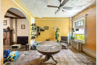 1072 Union Street, New York City, NY 11225 - Photo 2