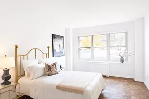 20 E 9th St, New York City, NY 10003 - Photo 10